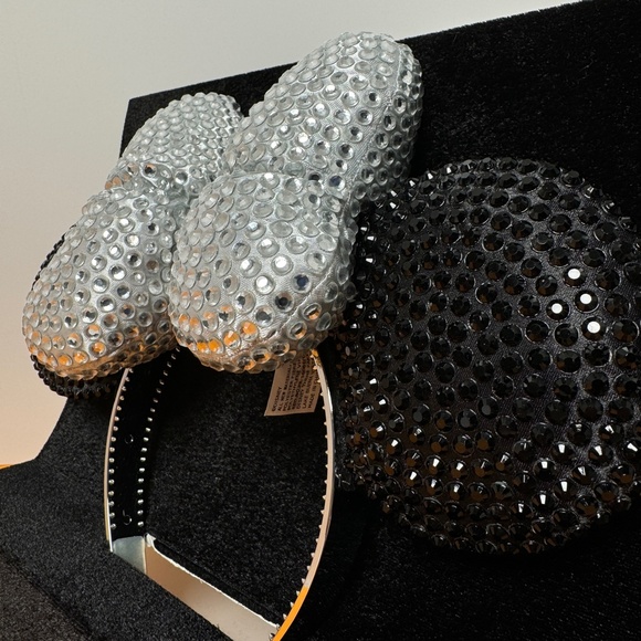 Disney 60th Minnie Mouse Ears Swarovski Headband Arribas Tiara Crystal - LE - Picture 5 of 16